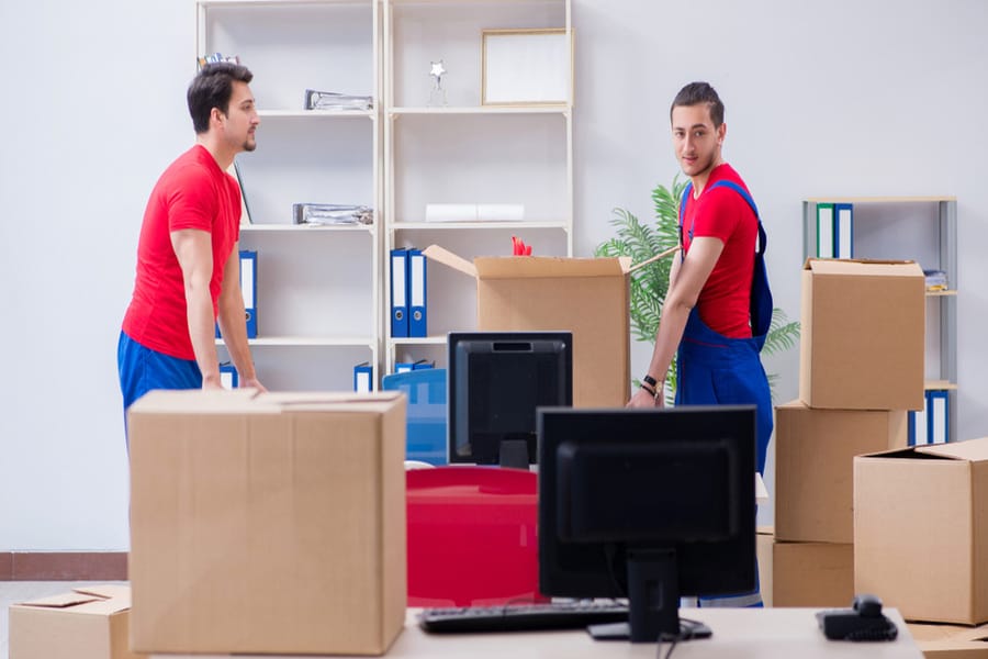 خدمات نقل العفش للمكاتب والشركات في الرياض